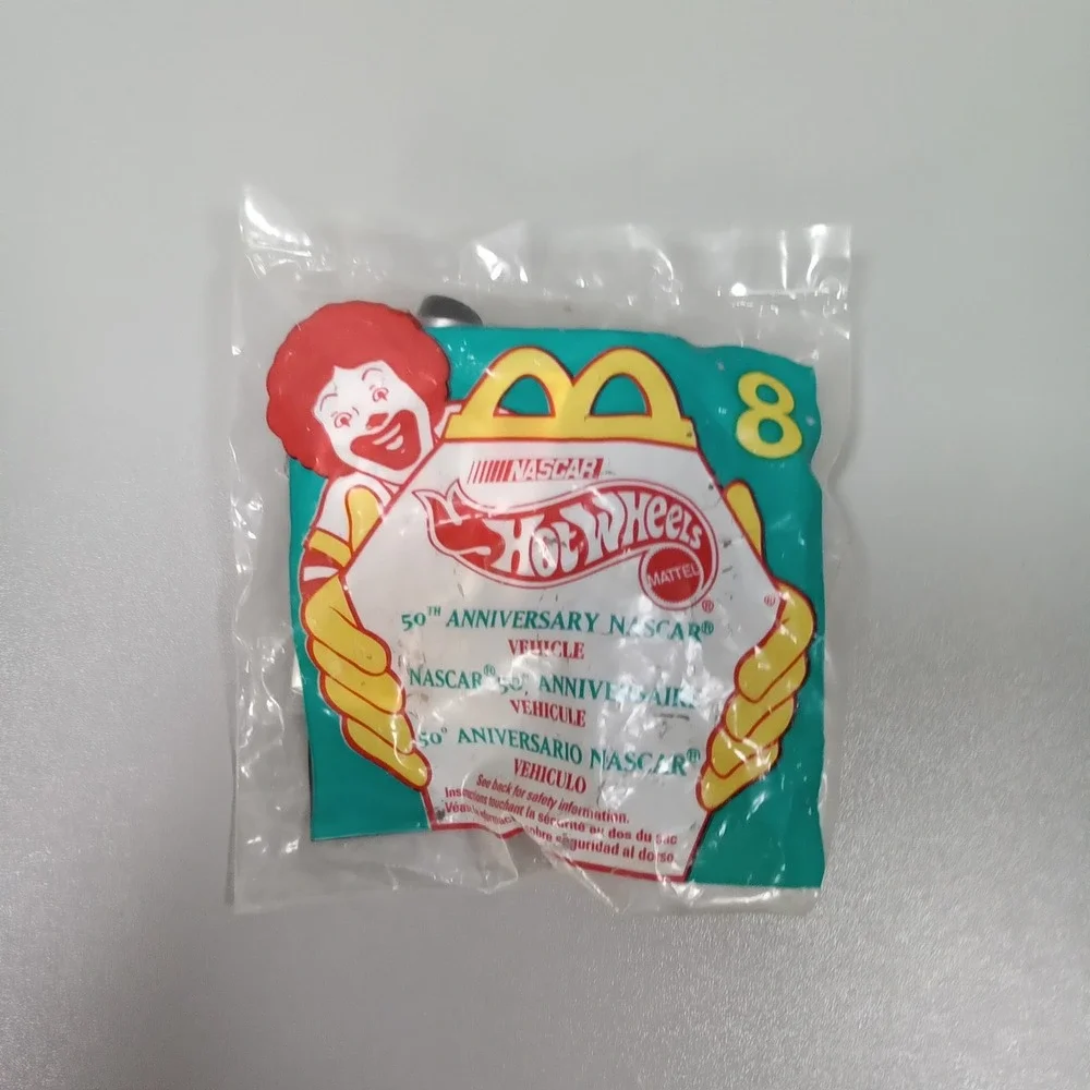 Hot Wheels 1998 NASCAR 50th Anniversary McDonald Happy Meal Toy 8 Gold 94 Sealed